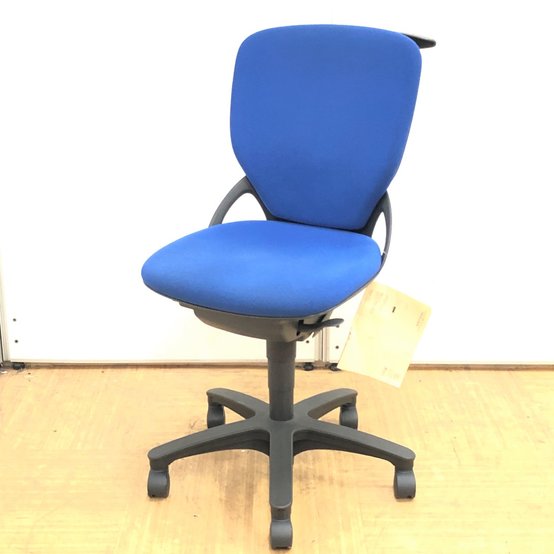 【中古】プレーゴ   イトーキ（ITOKI） 肘無ハイバックチェア