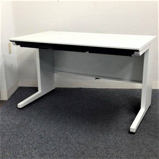 【中古】アイエス   コクヨ（KOKUYO） 平机