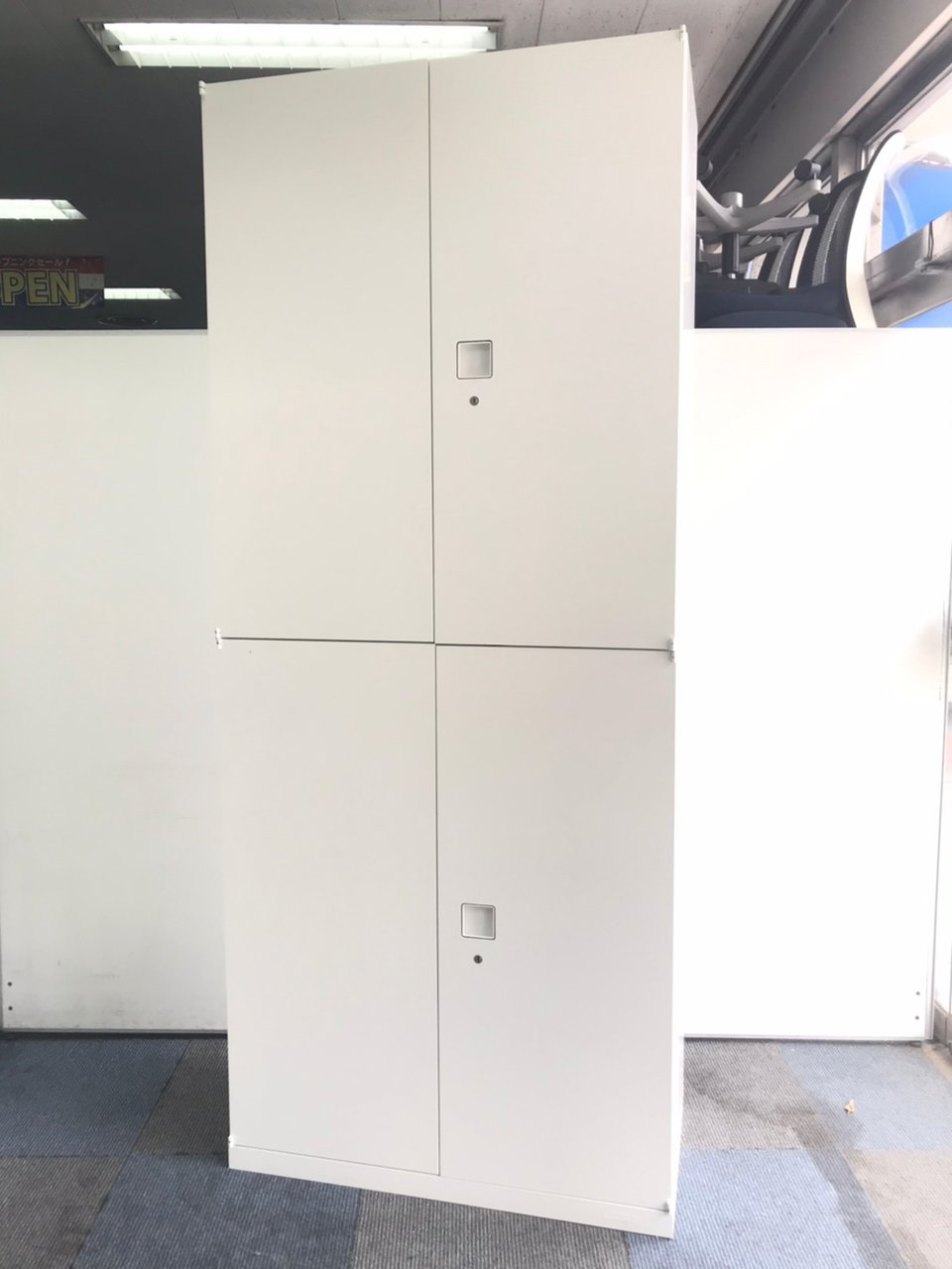 【マルチアクセスハンドル搭載】書庫の定番レクトラインが入荷！
                        レクトライン 
                                    中古
            