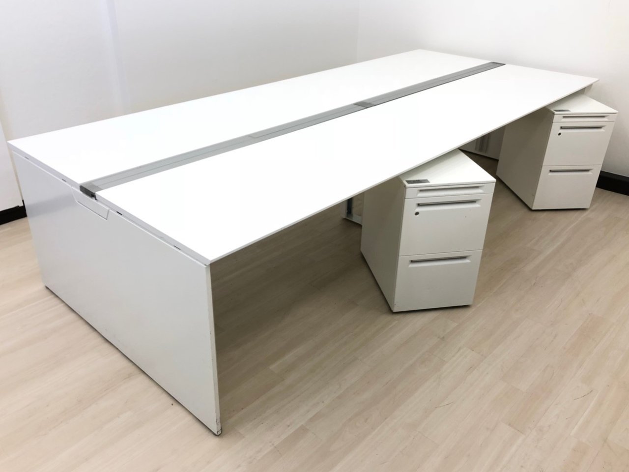 【幅3200ｍｍ】ワゴン4台セット4名様用◆オカムラ製プロユニット※在庫状況によりワゴン種類変わる可能性ございます
                        プロユニットフリーウェイ 
                                    中古
            