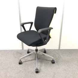 【ロット入荷】背面のポップな色の組み合わせが人気の高級チェア！【尼崎店限定価格】