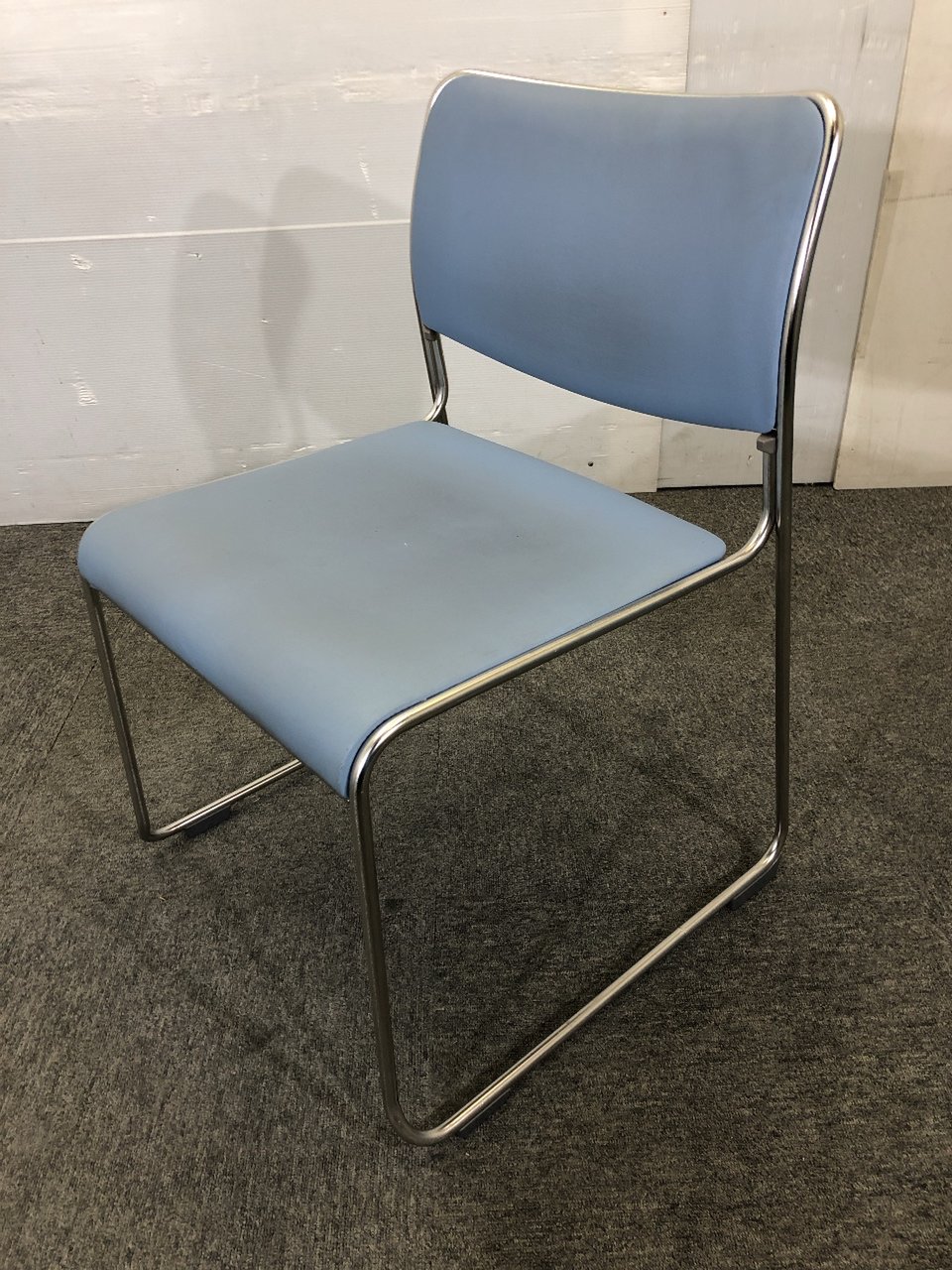 【ウチダ/UCHIDA】スタッキングチェア/ブルー【ロット入荷】
                        ST-180・182 
                                    中古
            