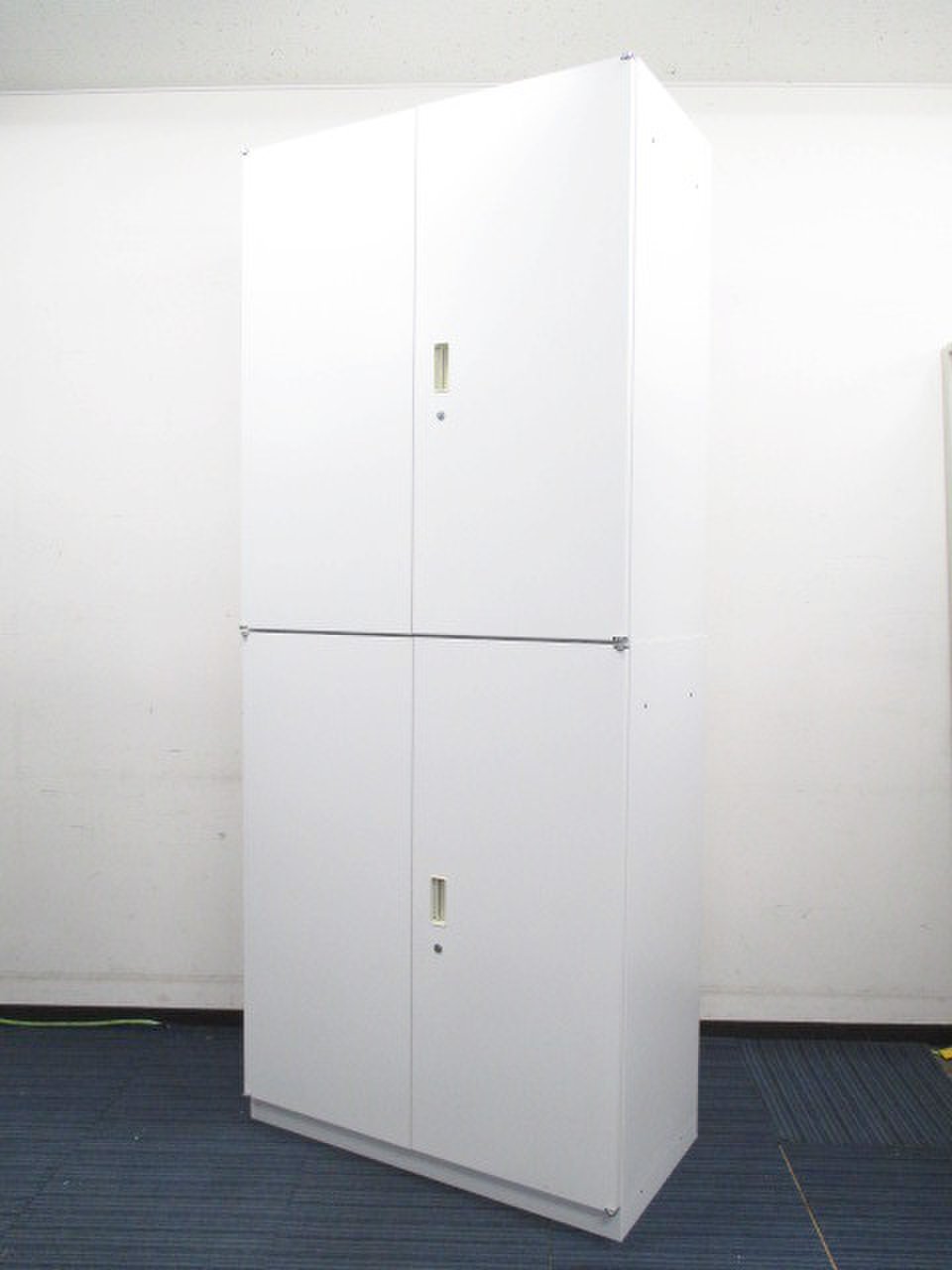 【定番書庫セット】人気のホワイト！観音開き仕様で内容物の確認もラクラク！！
                        シンライン 
                                    中古
            