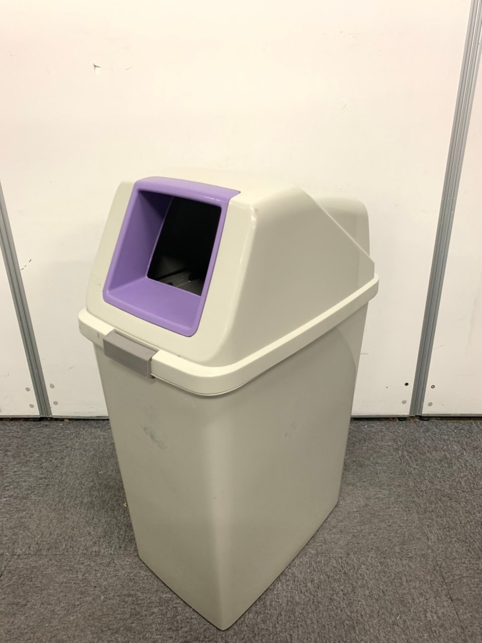 【レア商品！？】ダストボックス！
                        その他シリーズ
                                    中古
            