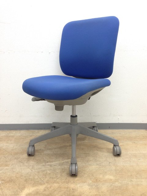 【中古】CG-R  CN33GR-FM36 オカムラ（okamura） 肘無ローバックチェア