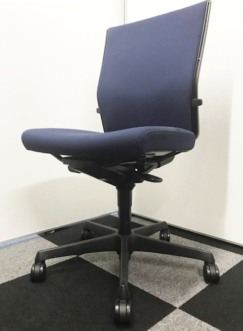 【中古】エスクード（クッション）  C435ZR FFW4 オカムラ（okamura） 肘無ハイバックチェア