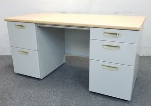 【残り5台】ナイキ製｜ナチュラル天板がオフィスを明るくしてくれます！【関西在庫数ナンバーワン・尼崎店】