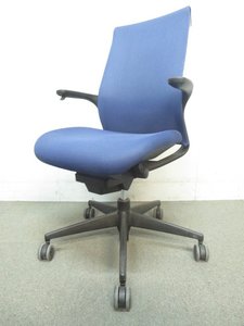 【6脚入荷！】｜オフィスチェア｜事務椅子｜最小限の操作で最大限の快適性！