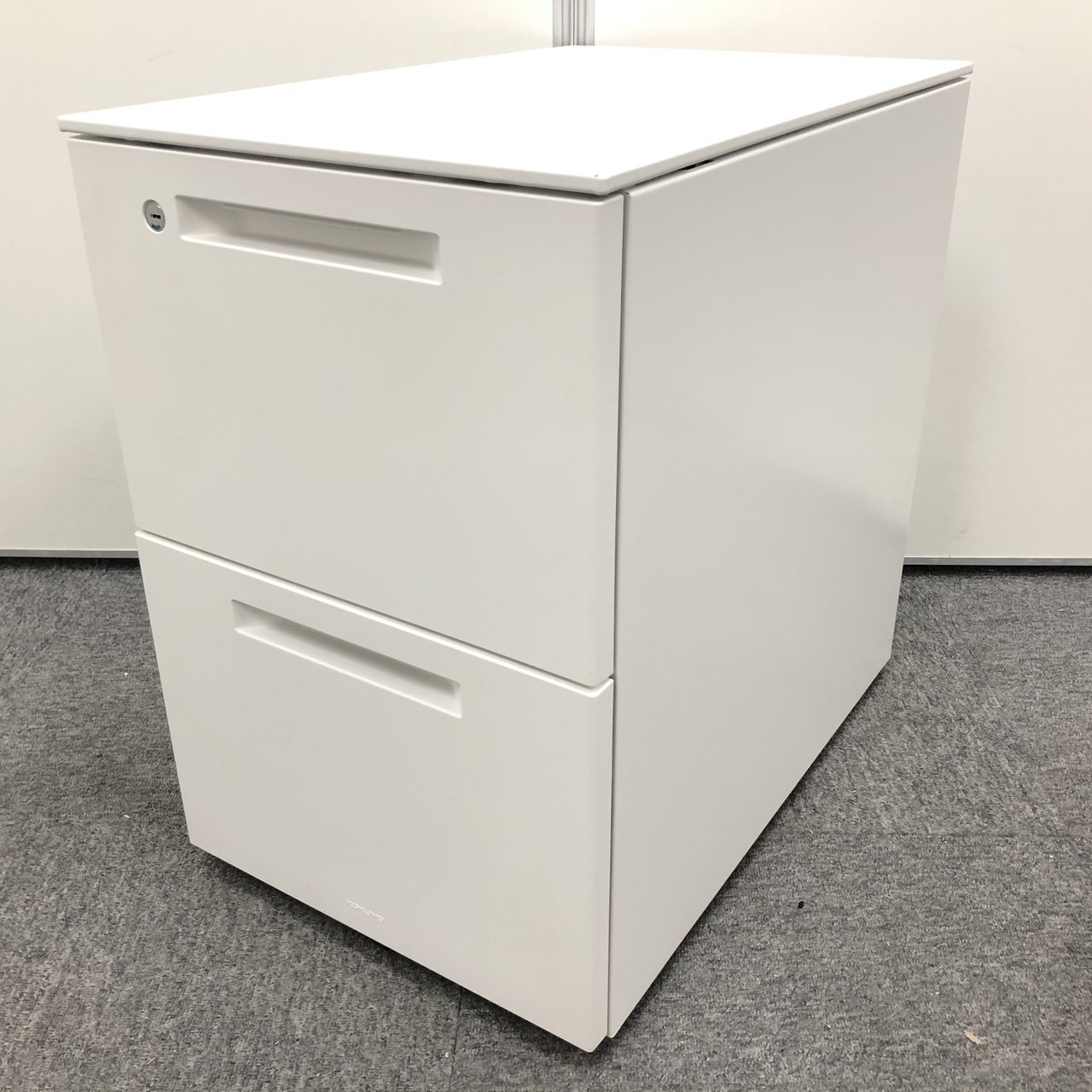 【書類整理に活躍！】■コクヨ製　2段ワゴン　ホワイト
                        アイエス 
                                    中古
            