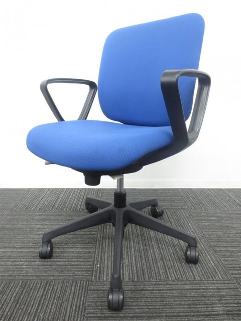 【中古】CG-R  CN43ZR-FM36 オカムラ（okamura） 肘付ローバックチェア