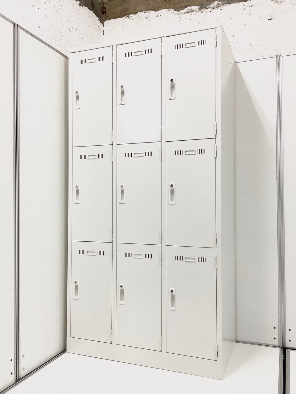 展示品／未使用品／人気／シリンダー錠／鍵2本付　◆SEIKO／生興　◆SLKロッカー（ホワイトタイプ）　
                        ＳＬＫロッカー
                                    新古品
            