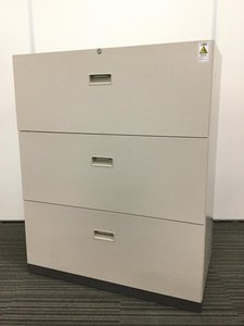 【1台限定！！】コクヨ製の3段ラテラル書庫！3段オールロックで施錠管理も楽です！！