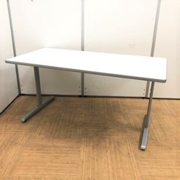 【大きめサイズでソーシャルディスタンス】天板はホワイトで明るい雰囲気です！