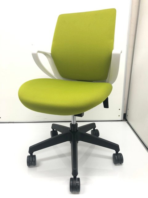 【中古】ピコラ  CRS-G530E1 コクヨ（KOKUYO） 肘付ローバックチェア