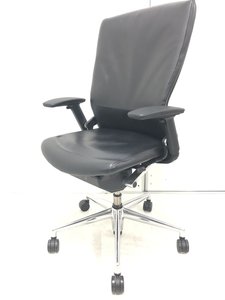 【革張り！！】高級感あふれるチェアが入荷！代表者様の席などに超おすすめの1品！【J9】【8】