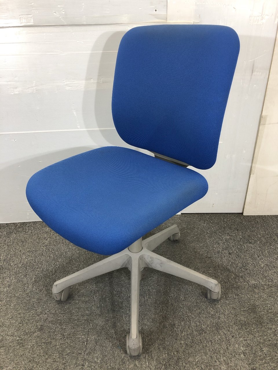 オカムラ製CG-Rが入荷！シンプルなオフィスチェアです！
                        CG-R 
                                    中古
            