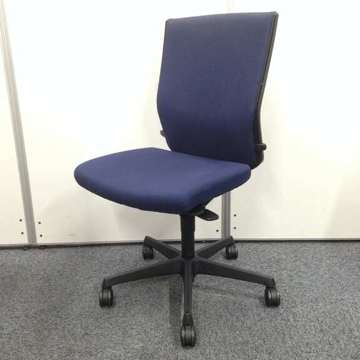 【3脚限定】オカムラ製｜エスクード｜落ち着いたネイビーブルーでオフィスをオシャレに【関西在庫数ナンバーワン・尼崎店】
                        エスクード（クッション） 
                                    中古
            