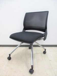 【今なら数揃います‼】1流メーカーオカムラ！どのテーブルにも合います！