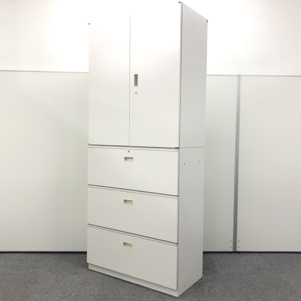 【1セット限定！！】人気色の書庫セット！！セットはお買い得です！！
                        シンライン 
                                    中古
            