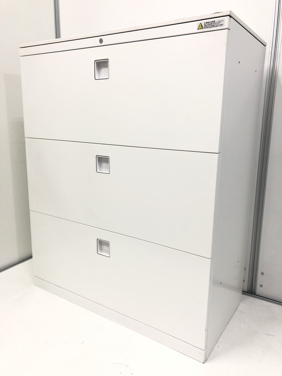 【限定1台！！】ホワイトがとてもきれい！書庫で1番人気のシリーズ！オカムラ、レクトライン！【J9】【９】
                        レクトライン 
                                    中古
            