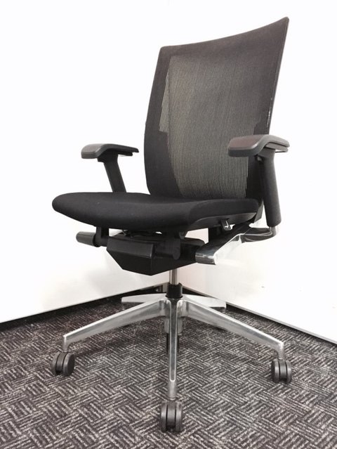 【高級感あふれる！】イトーキ　ヴェントチェア】