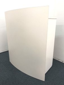 【2台入荷！！】ホワイトカラーでスタイリッシュな講演台！！キャスター付きで移動も楽々■おつとめ品