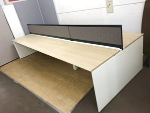 W2400+W2400天板仕様｜デスクトップパネル付き｜ナチュラル天板でおしゃれ　オカムラ　プロユニットフリーウェイ　W4800 D1400