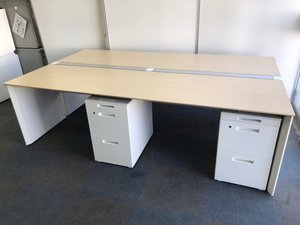 【定番的な4名用！】コクヨ製人気シリーズ/ナチュラルで自慢できるオフィスに！