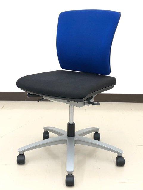 【中古】インフィニア   イナバ（INABA) 肘無ローバックチェア