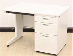 【使いやすくて人気です！】■イトーキ製　片袖デスク　W1000mm　ホワイト