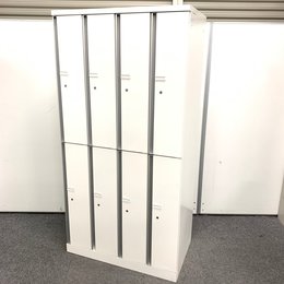 オカムラ製のデザイン◎多人数用ロッカー【ホワイト】【値下品】