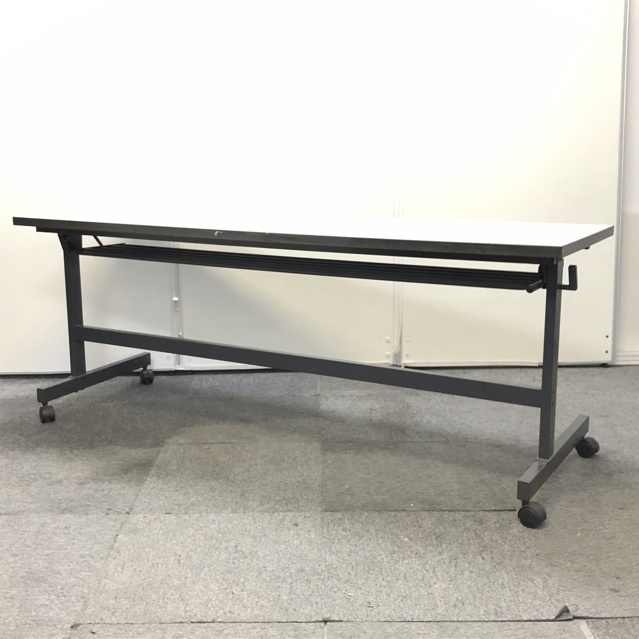 【ロット入荷】コクヨ｜サイドスタック｜会議なども活躍【関西在庫数ナンバーワン・尼崎店】
                        その他シリーズ
                                    中古
            