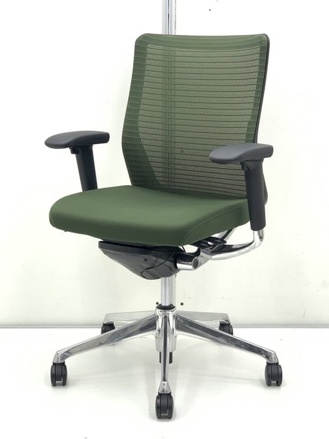 【中古】コーラル   オカムラ（okamura） 肘付ローバックチェア