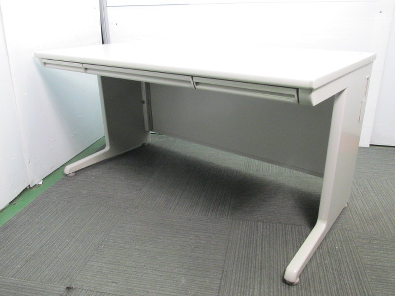 【良品入荷！】オカムラ製W1200平机！　クリーニング済み！　起業　即日　拠点開設　テレワーク　在宅 
                        SD-eデスクシステム 
                                    中古
            