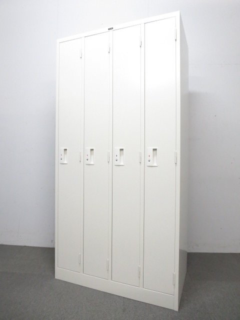 【新古】その他シリーズ  井上金庫 4人用更衣ロッカー