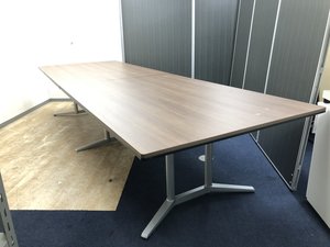 【限定1台】会議テーブルの金字塔!エグゼクティブな空間にフィットします【中古】【オフィス家具】【ラティオ】【東京】【大阪】【愛知】【岐阜】