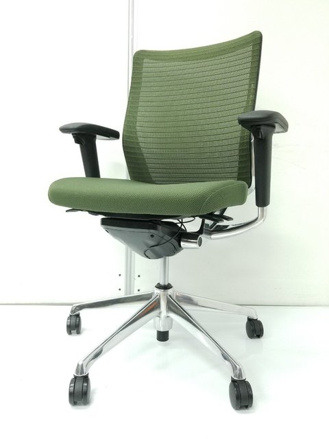 【中古】コーラルメッシュ   オカムラ（okamura） 肘付ローバックチェア