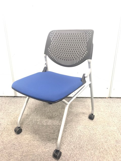 【中古】ルナ   オカムラ（okamura） ネスティングチェア