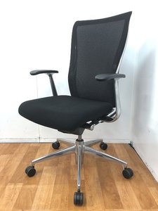 ロット入荷！！【定価約17万円！背もたれ上部が柔軟に動くアッパーチルト機構で上半身の動きに追従しフィット感を高めてくれる高級チェア】コクヨ/フォスターチェア