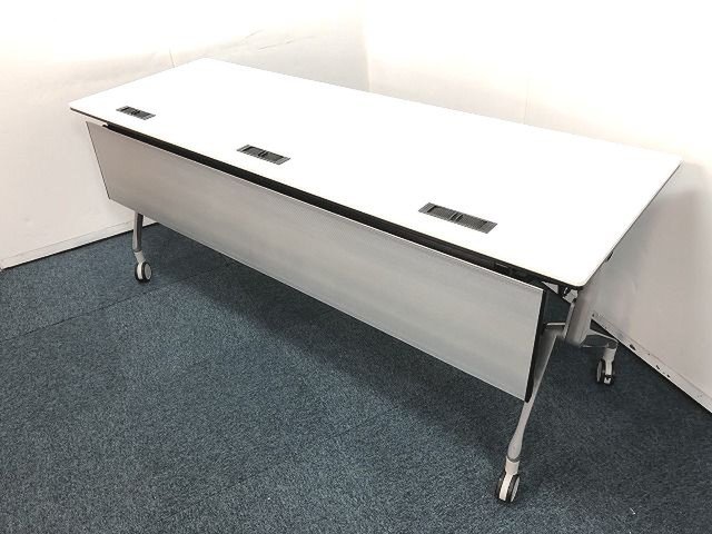 【中古】PRAXIS  81B42Y オカムラ（okamura） スタックテーブル(長机/折りたたみ/会議用)