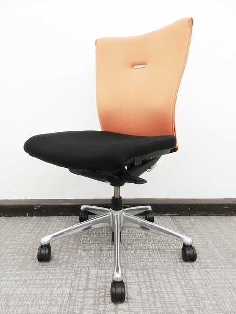 【中古】フィーゴサイドファスナー   オカムラ（okamura） 肘無ミドルバックチェア