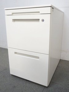 【状態良好】【3段ワゴン】デスクと共に/イトーキ/CZR/ホワイト/※鍵1本無料で作成します。