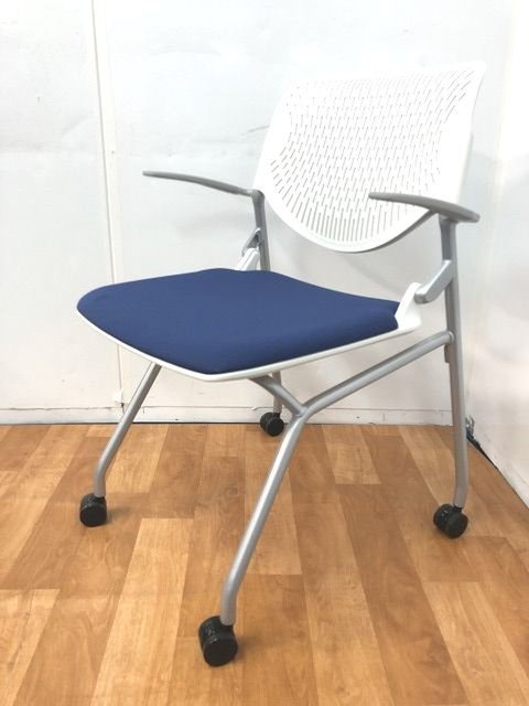 【中古】ルナ   オカムラ（okamura） ネスティングチェア