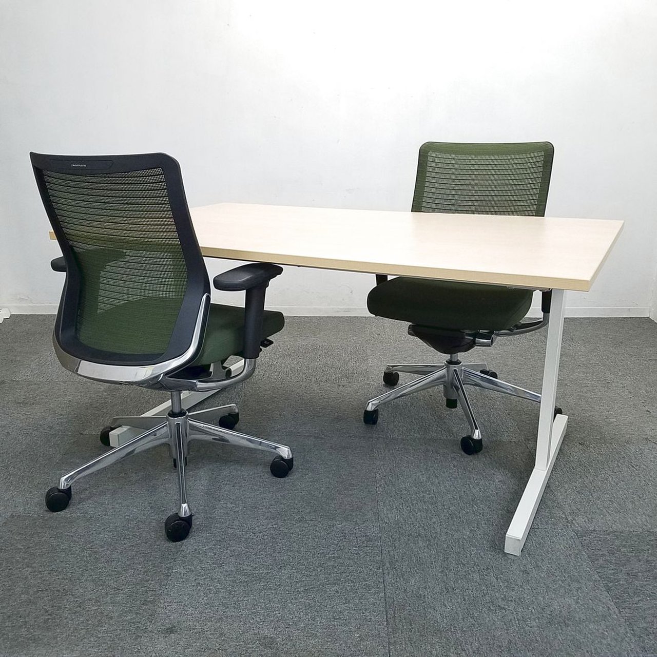 堺店オリジナル！組み合わせ自由！お洒落なセット商品ご紹介！中古　テーブル　ミーティング　会議　高級チェア　メッシュ　
                        ノティオ(notio)
                                    中古
            