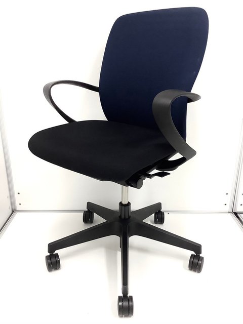 【中古】フルゴ  KE-446GB-T1T1B2 イトーキ（ITOKI） 肘付ローバックチェア