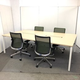 【尼崎店限定価格！！】フリーアドレスデスクと高級チェア、オカムラのコーラルの4脚セットで、お得です！！【関西在庫数ナンバーワン・尼崎店】