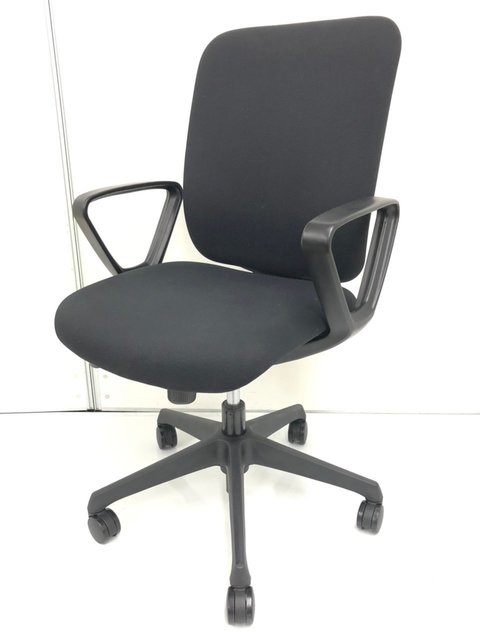 【中古】CG-R   オカムラ（okamura） 肘付ハイバックチェア