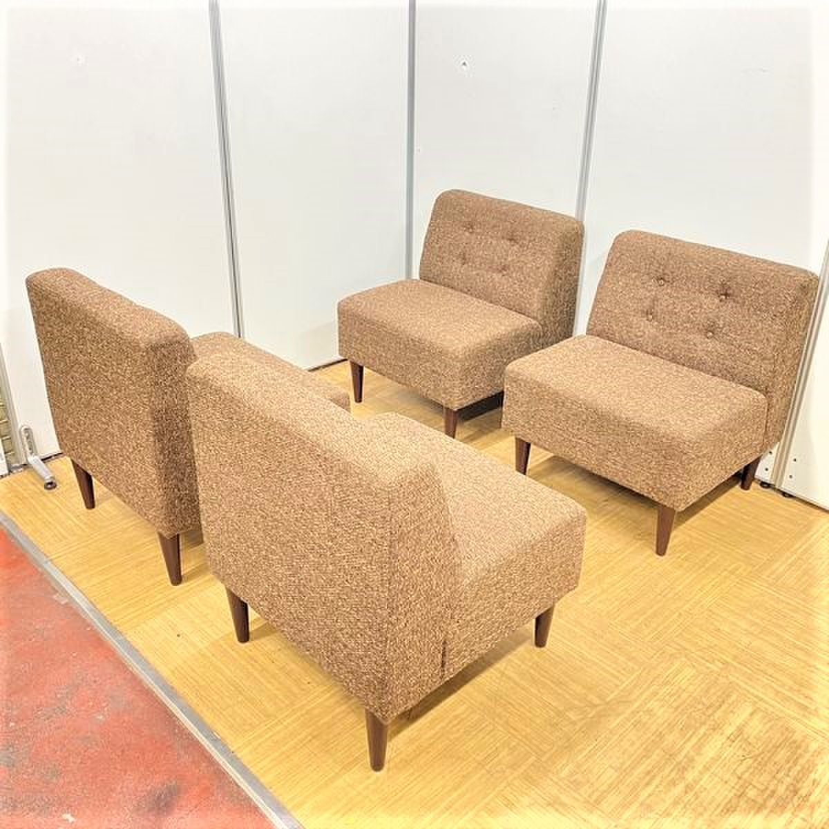 【シンプルなデザインが決め手！】【お手軽価格の応接セット】
                        その他シリーズ
                                    中古
            