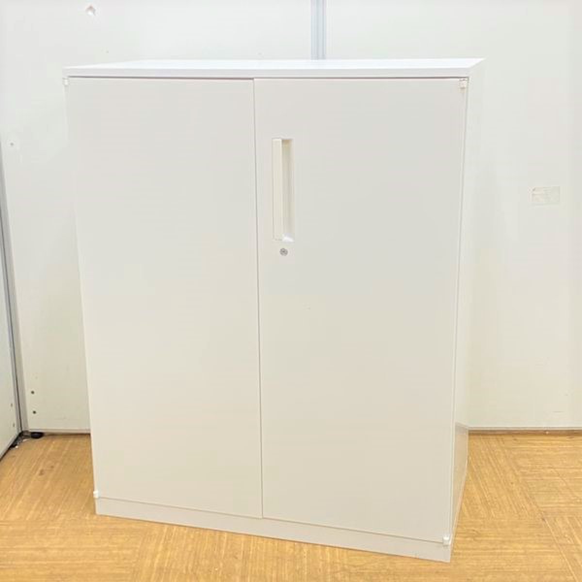 【ロット商品】【ホワイト天板付きのHSが入荷いたしました！】【オフィスを明るく！】【ウチダ製HS】
                        HS
                                    中古
            