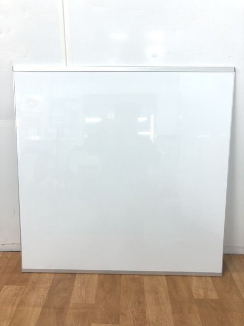 【中古】アルト   オカムラ（okamura） 壁掛けホワイトボード